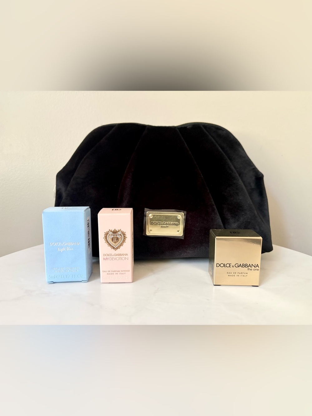 Dolce & Gabbana Black Velvet Key & Card Holder with Gold Plaque - Picture 2 of 10